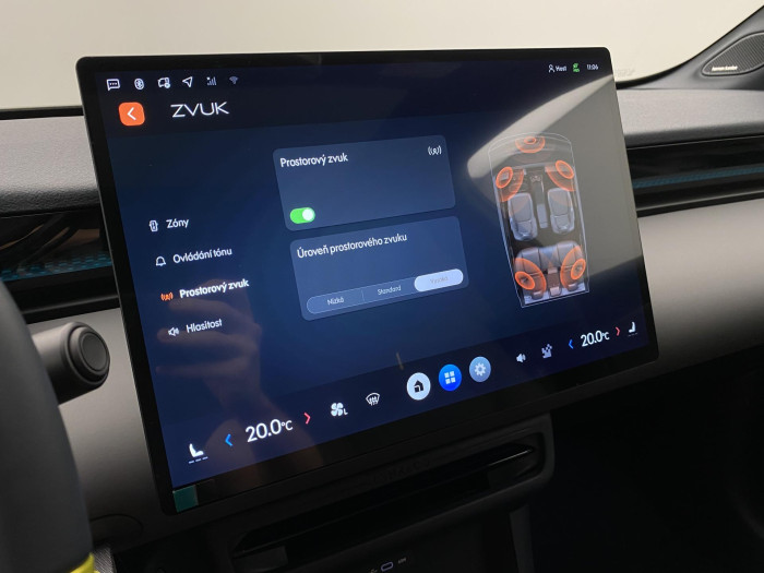 Lynk & Co 02 MORE EV