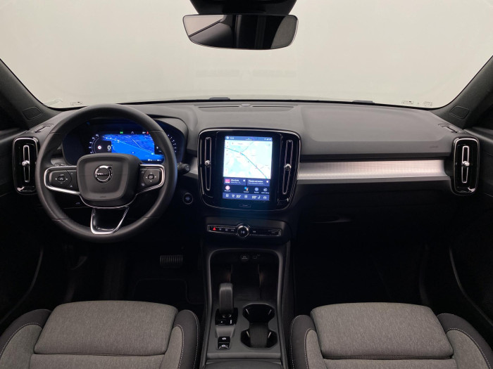 Volvo XC40 B4 CORE AUT CZ