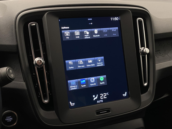 Volvo XC40 T2 MOMENTUM CORE AUT CZ 1.5 Momentum