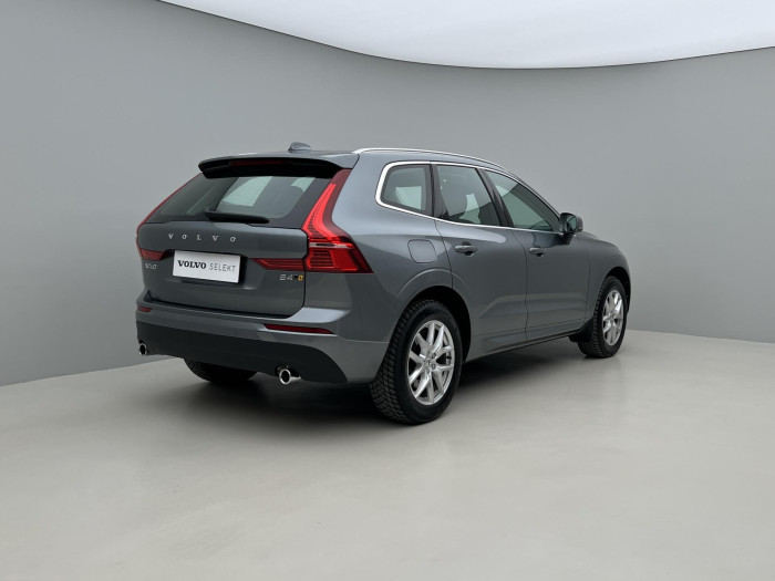 Volvo XC60 B4 AWD MOMENTUM AUT 2.0 Momentum