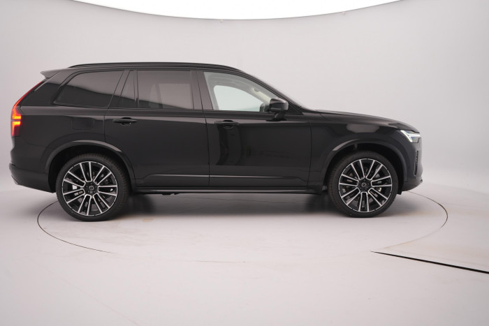 Volvo XC90 T8 AWD RECHARGE DARK ULTRA 7m