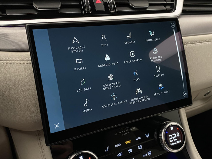 Jaguar F-Pace P250 AWD R-DYNAMIC REZERVACE 2.0 Dynamic