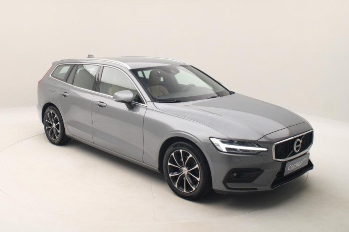 Volvo V60 D3 MOMENTUM NAVIGACE REZERVACE 2.0 d Momentum