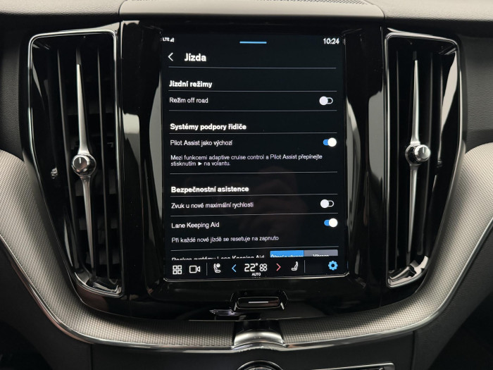 Volvo XC60 B5 AWD BLACK EDITION AUT 2.0 Edition