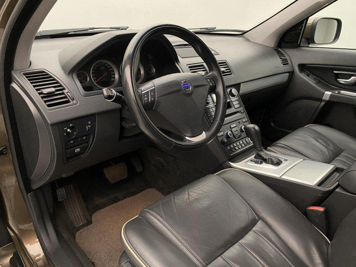 Volvo XC90 D5 AWD SUMMUM AUT 2.4 d Summum