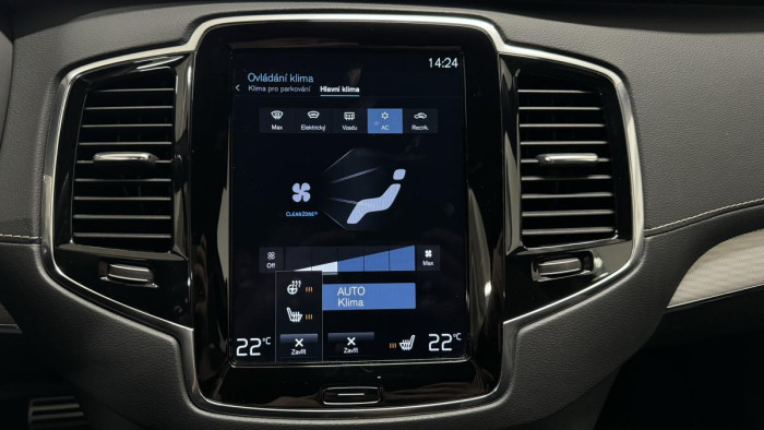 Volvo XC90 B5 AWD R-DESIGN AUT REZERVACE