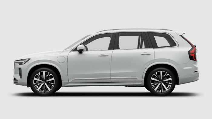 Volvo XC90 T8 AWD RECHARGE CORE 7míst AUT