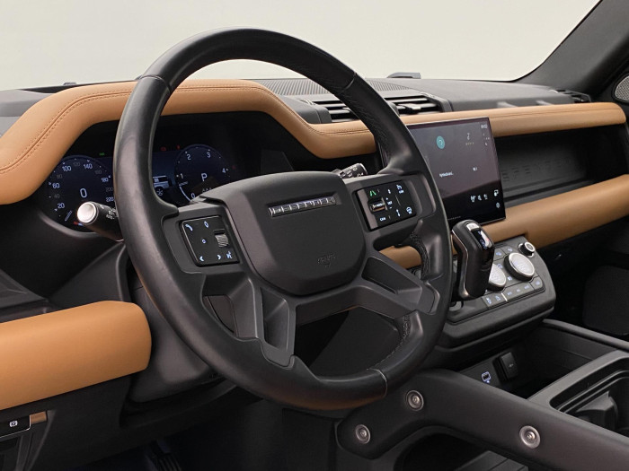 Land Rover Defender 130 D300 HSE AWD AUT CZ 3.0 d