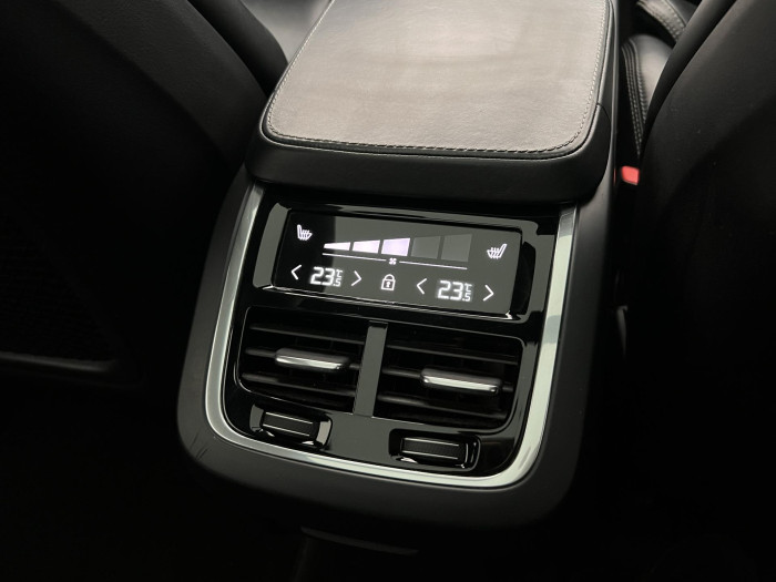 Volvo XC90 D5 AWD INSCRIPTION AUT 2.0 d