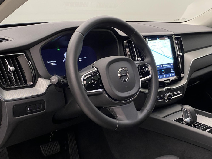 Volvo XC60 T6 AWD PLUG-IN DARK PLUS CZ