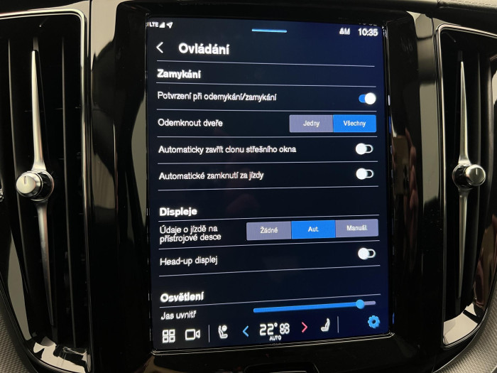 Volvo XC60 T6 AWD RECHARGE ULTRA BRIGHT