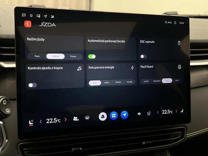 Lynk & Co 01 MORE PHEV