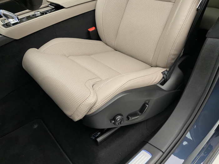 Volvo XC90 T8 AWD RECHARGE DARK ULTRA 7