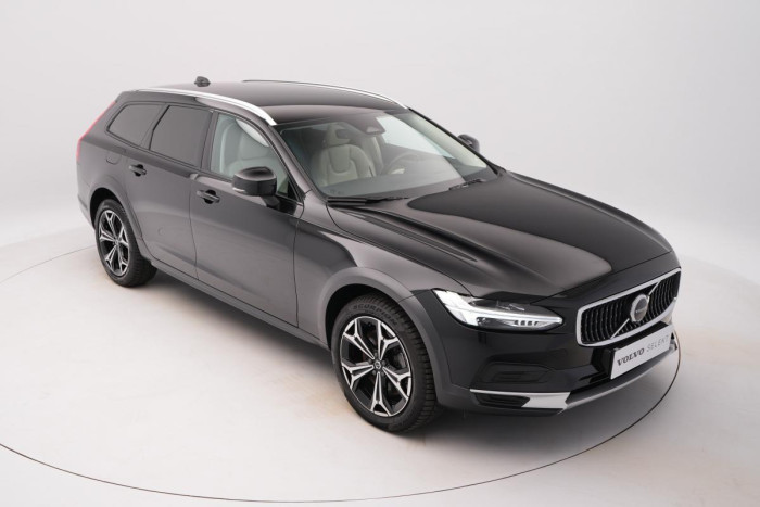 Volvo V90 CC B4 AWD PLUS AUT 1.maj.