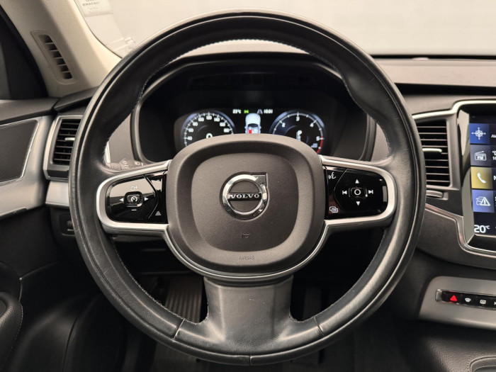 Volvo XC90 D4 AWD MOMENTUM AUT 7M 2.0 d Momentum