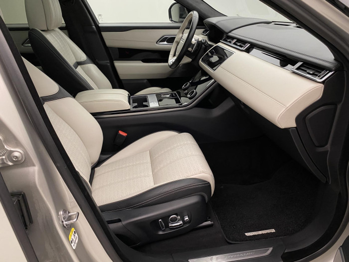 Land Rover Range Rover Velar D275 R-DYNAMIC AWD REZERVACE 3.0 d Dynamic