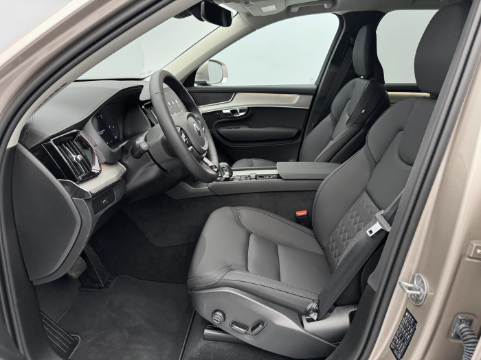 Volvo XC90 B5 AWD AUT CORE 7míst