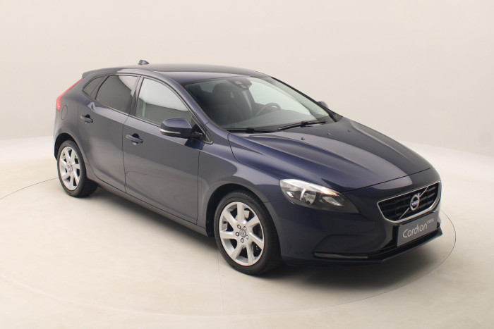 Volvo V40 D4 MOMENTUM 2.0 d Momentum
