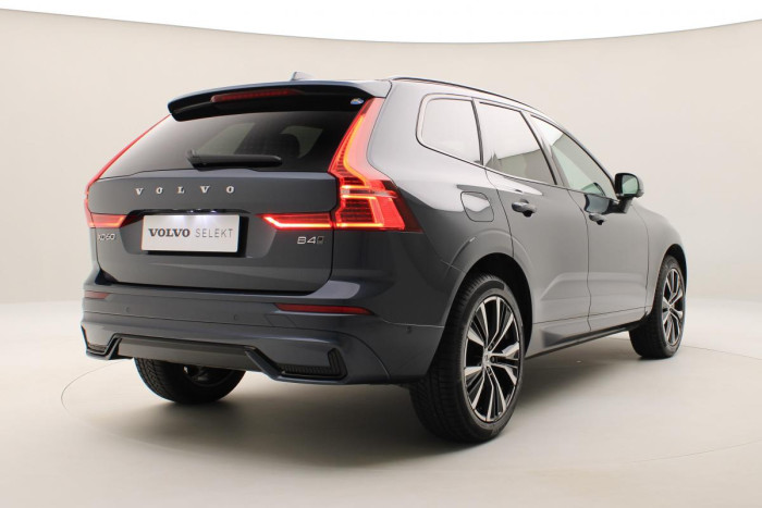 Volvo XC60 B4 AWD ULTIMATE DARK CZ 1.maj