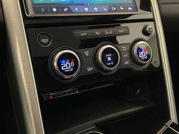 Land Rover Discovery TD6 HSE AWD AUT CZ 3.0 TD