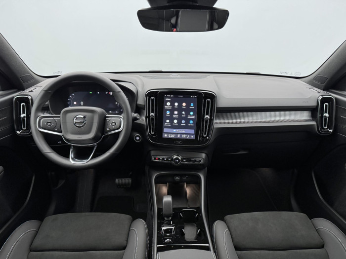 Volvo XC40 B4 AUT DARK ULTRA
