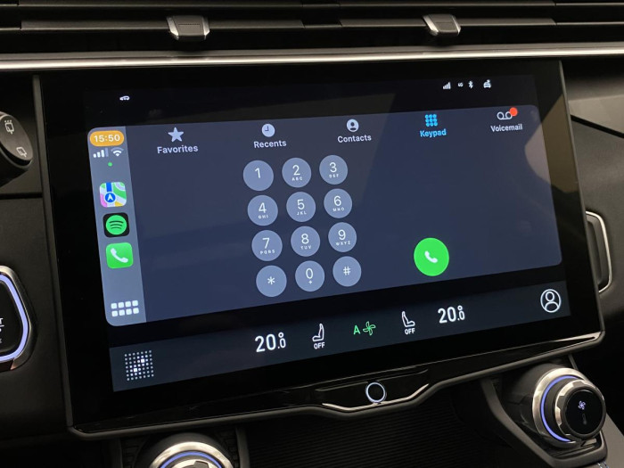 Lynk & Co 01 PHEV DCT AUT 1.maj. REZERVACE