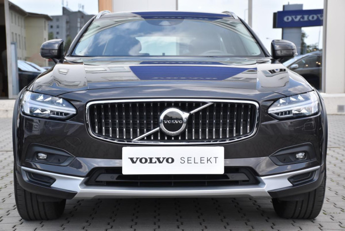 Volvo V90 CC B4 AWD ADVANCED AUT 1.maj. 2.0 CC CC