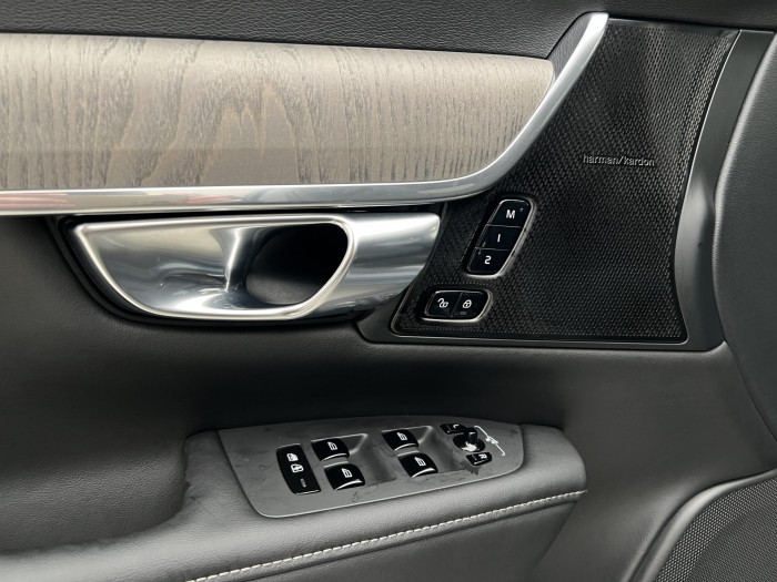 Volvo V90 T6 AWD RECHARGE PLUS BRIGHT