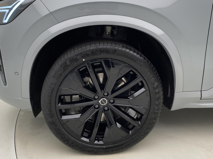 Volvo XC90 B5 AWD BLACK EDITION PLUS 7m