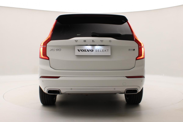 Volvo XC90 B5 AWD MOMENTUM REZERVACE 2.0 Momentum