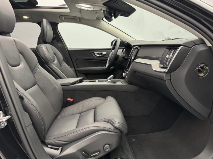Volvo V60 CC B5 AWD ULTIMATE AUT 1.maj. 2.0 CC CC