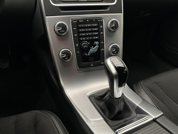 Volvo V60 D2 MOMENTUM 2.0 d Momentum