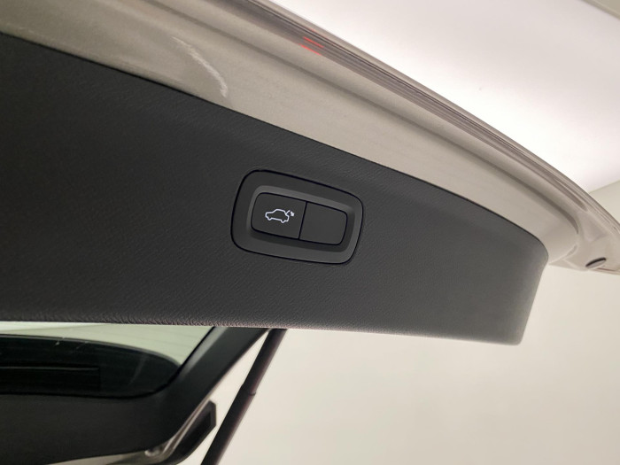 Volvo XC90 B5 AWD INSCRIPTION CZ
