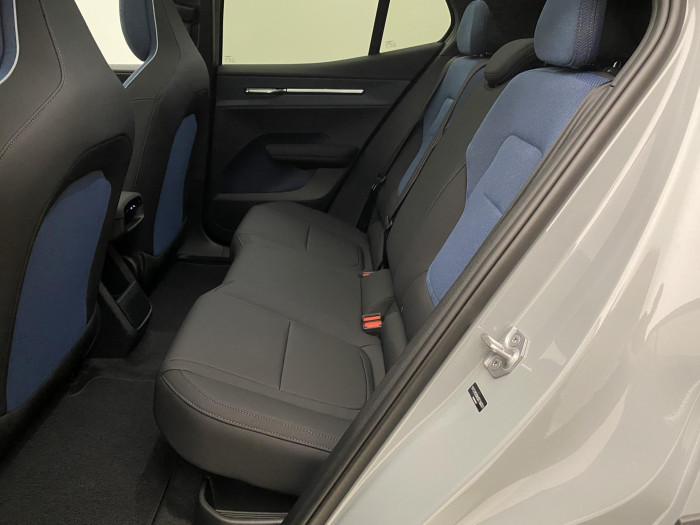 Volvo EX30 CROSS COUNTRY TWIN ULTRA