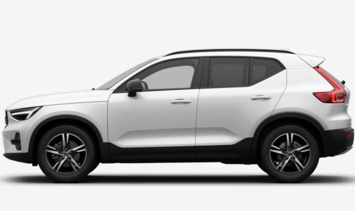 Volvo XC40 B3 AUT DARK PLUS