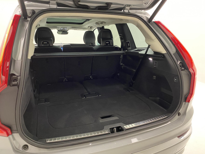 Volvo XC90 T8 RECHARGE BRIGHT ULTRA 7m