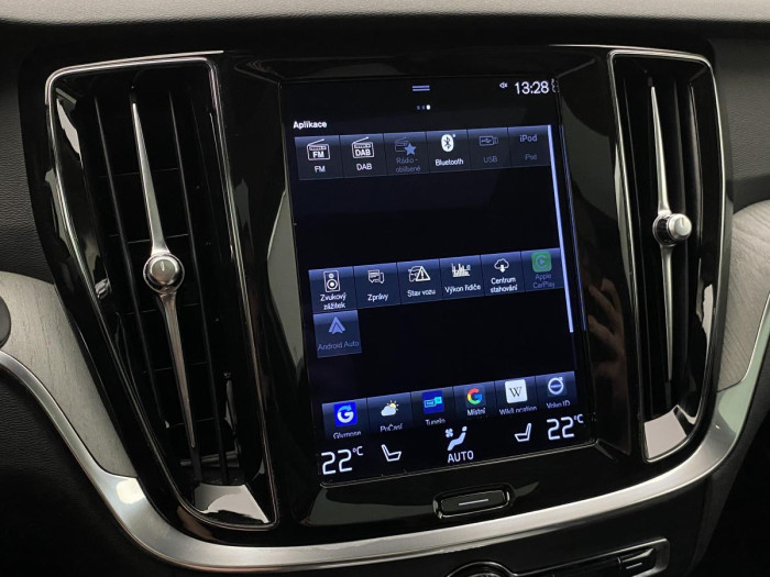 Volvo V60 CC B4 AWD ADVANCED REZERVACE 2.0 CC CC
