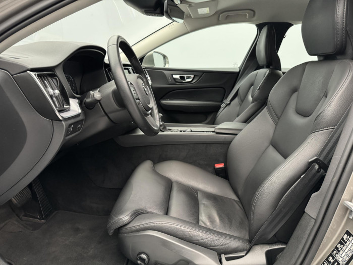 Volvo V60 D3 MOMENTUM PRO AUT 1.maj 2.0 d Momentum