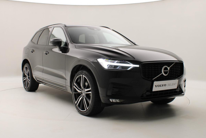 Volvo XC60 B5 AWD R-DESIGN REZERVACE