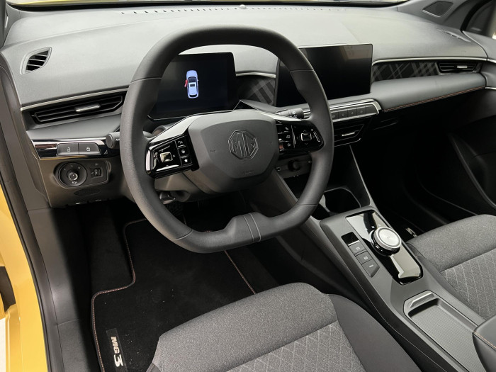 MG MG3 1.5 EMOTION Hybrid+ AUT CZ