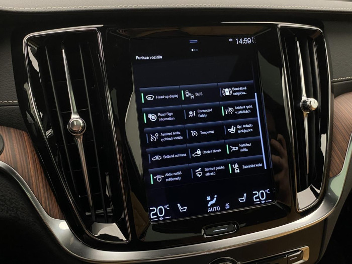 Volvo V60 CC B4 AWD ADVANCED REZERVACE 2.0 CC CC