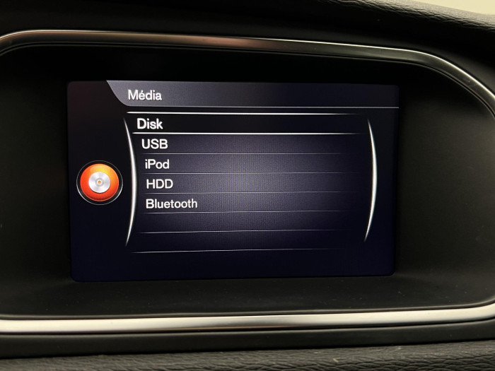 Volvo V40 T2 BLACK EDITION 1.maj. 2.0 Edition