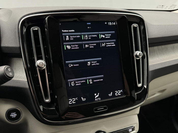 Volvo XC40 B4 INSCRIPTION AUT CZ 1 .maj