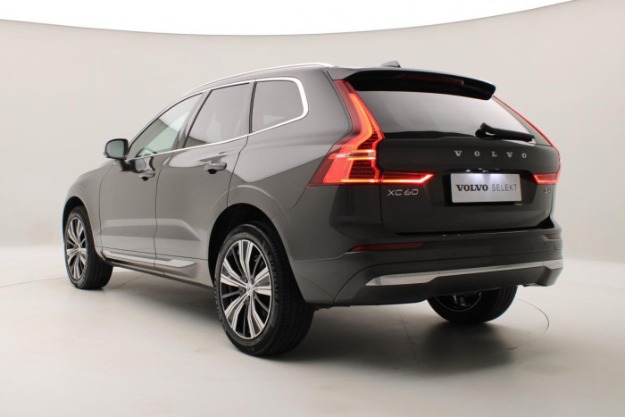 Volvo XC60 B4 AWD PLUS BRIGHT REZERVACE 2.0 Plus