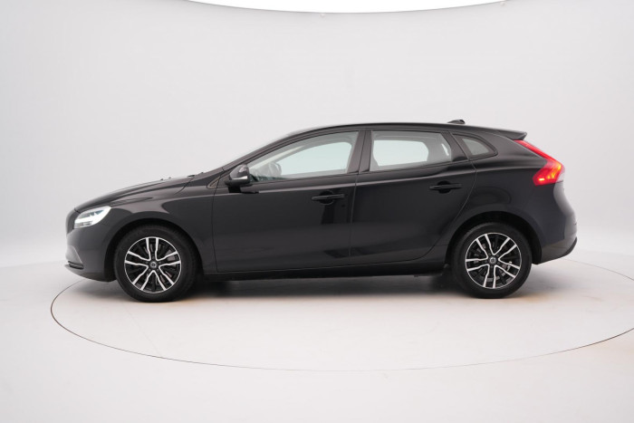 Volvo V40 T2 MOMENTUM AUT 1.maj CZ 1.5 Momentum