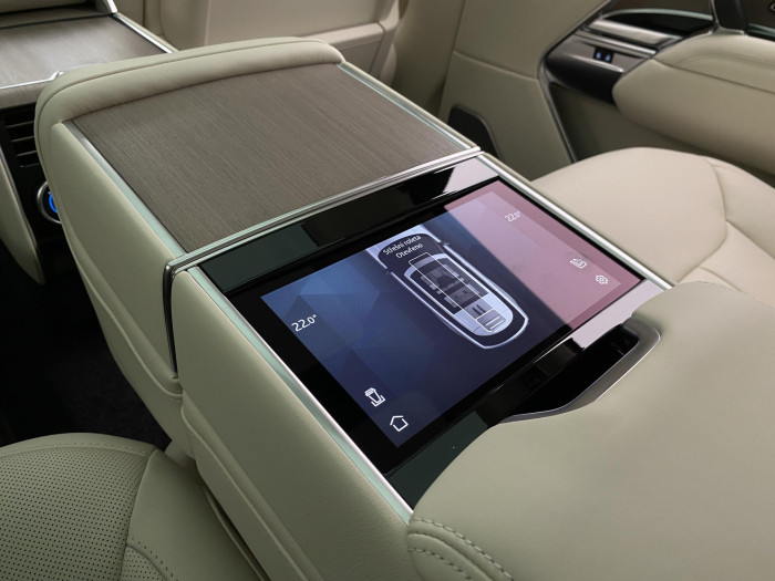 Land Rover Range Rover D350 AUTOBIOGRAPHY LWB 3.0 d