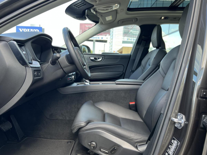 Volvo XC60 B4 AWD INSCRIPTION Aut 1.maj.