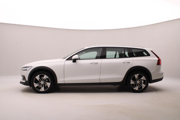 Volvo V60 CC D4 AWD MOMENTUM AUT CZ 2.0 d CC CC Momentum