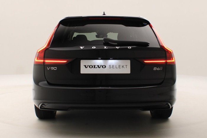 Volvo V90 B6 AWD ULTIMATE DARK CZ 1.maj