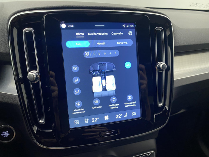 Volvo XC40 B3 AUT DARK PLUS